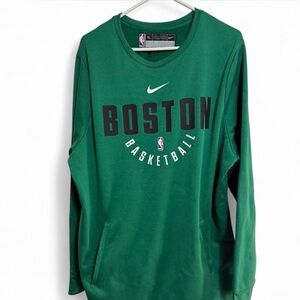 Nike team issued  Green Boston Basketball Crewneck with pocket hard to find